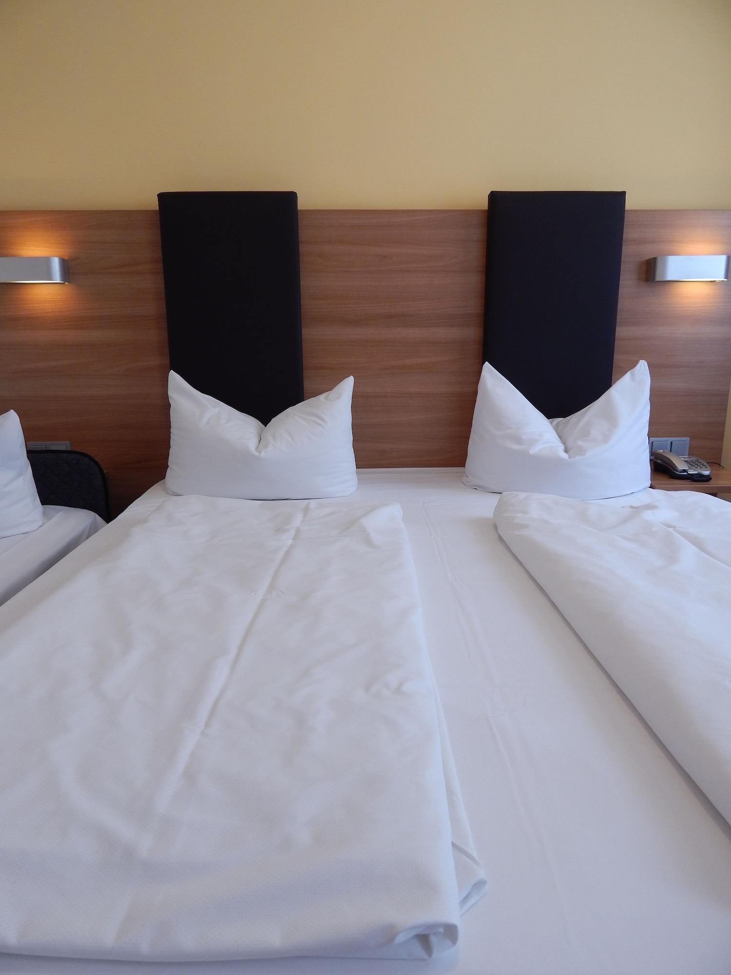 Andra Hotel 3*