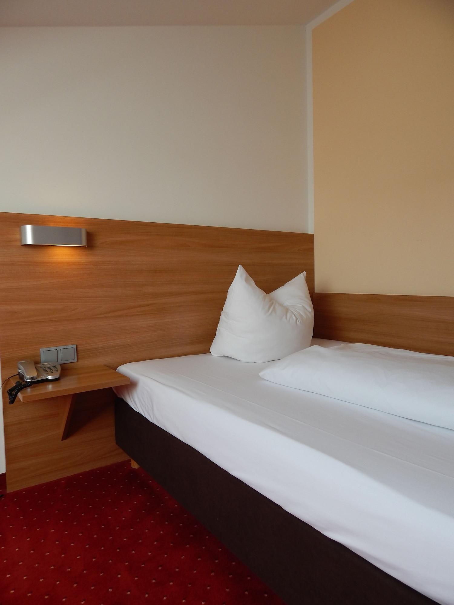 Andra Hotel 3*